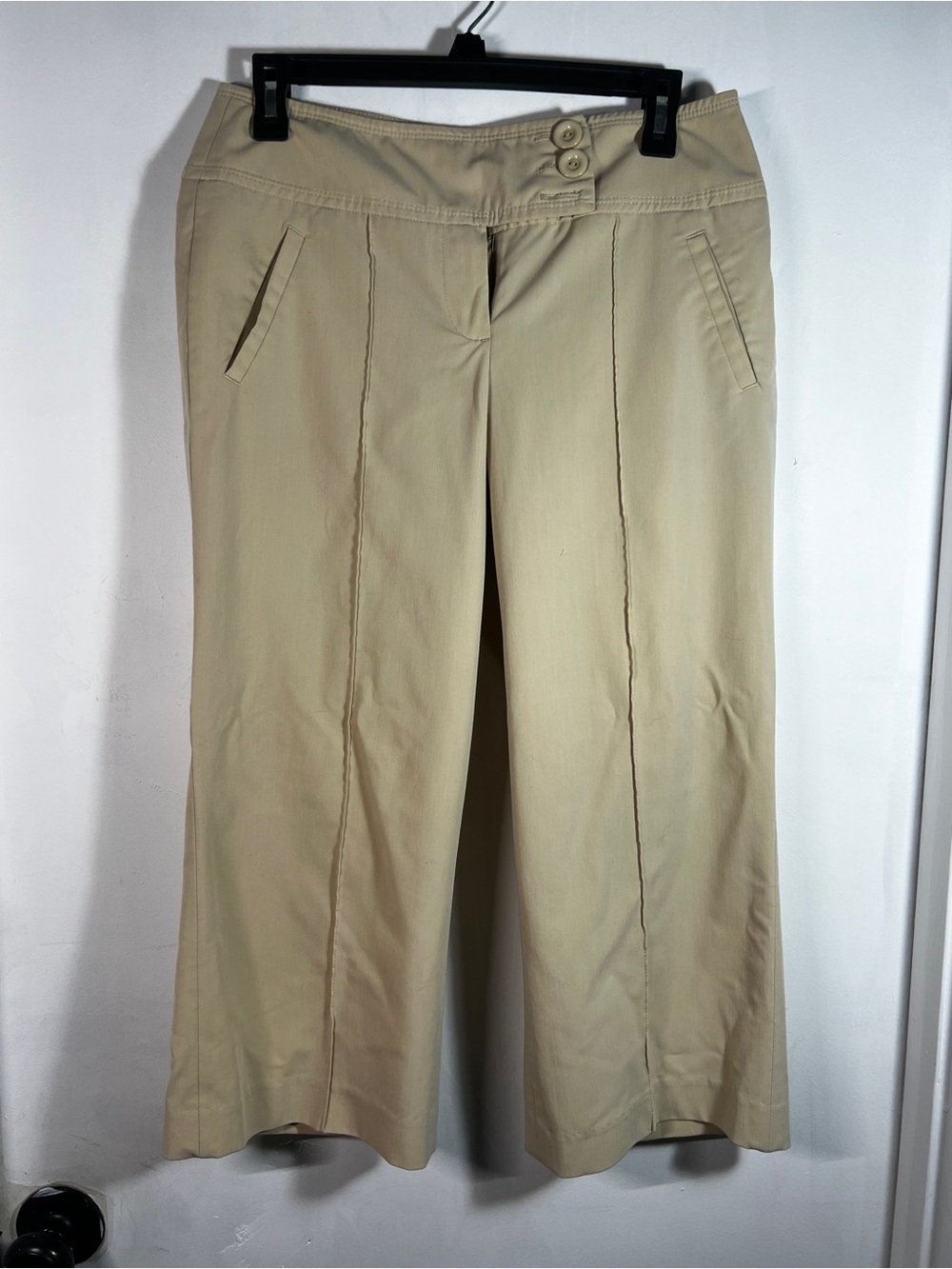 Larry Levine Khaki Cropped Pants